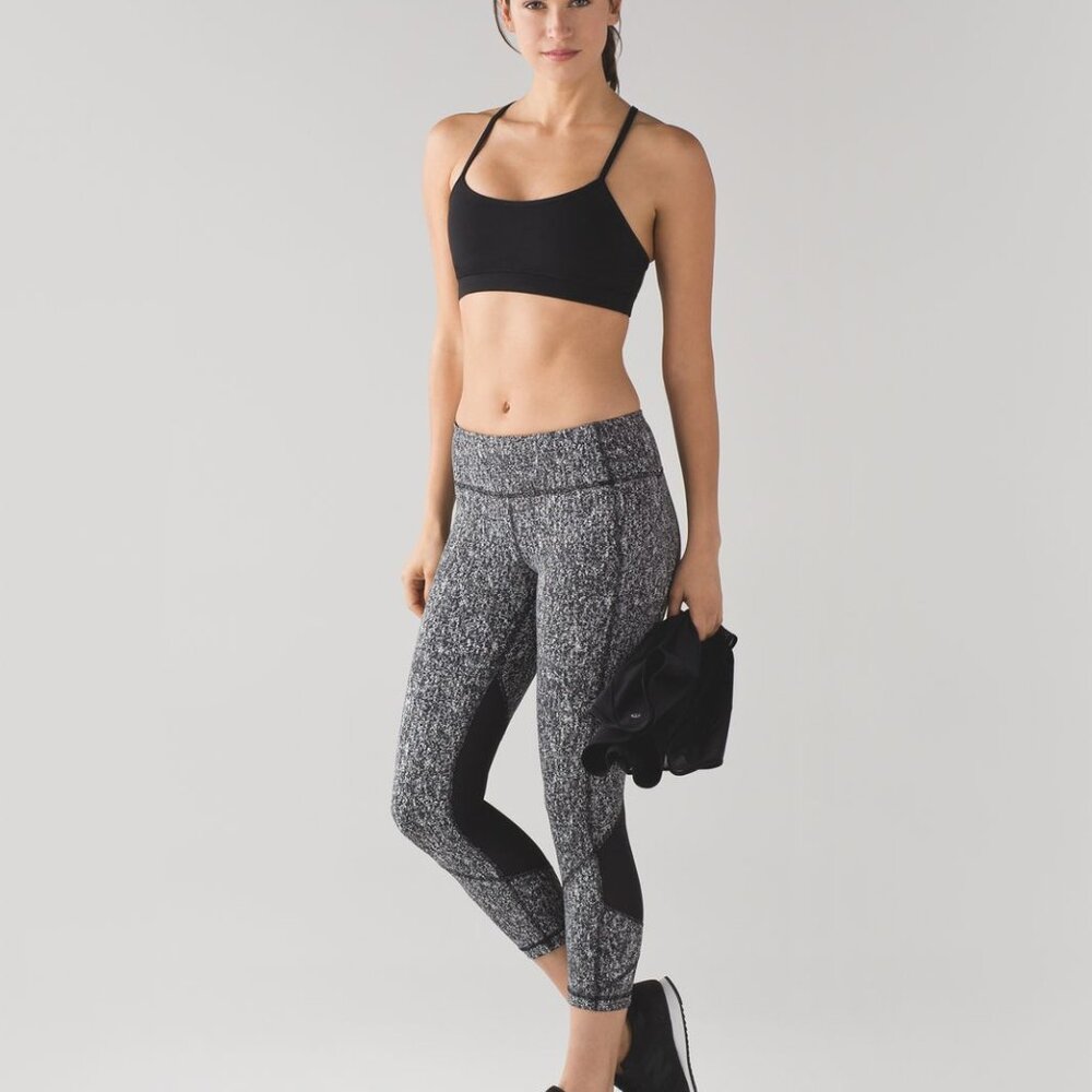 Lululemon Pace Rival Crop Leggings 2 Power Luxtreme Spray Jacquard White Black
